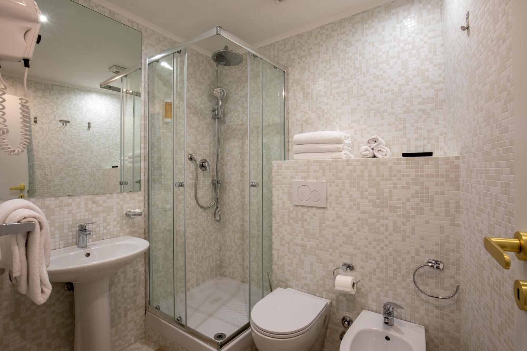 Amalia Suites By Remember Рим Екстер'єр фото